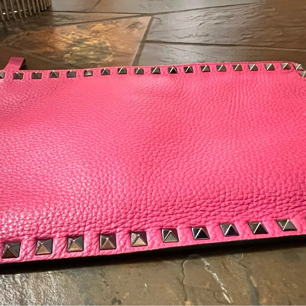 Valentino Garavani Rockstud Clutch - Picture 5 of 9